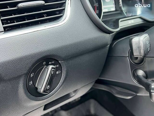 Шкода Октавія, об'ємом двигуна 2 л та пробігом 247 тис. км за 14900 $, фото 21 на Automoto.ua