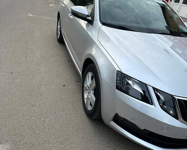 Шкода Октавія, об'ємом двигуна 1.6 л та пробігом 241 тис. км за 12900 $, фото 5 на Automoto.ua
