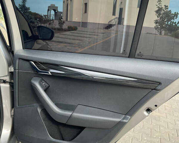 Шкода Октавия, объемом двигателя 1.97 л и пробегом 248 тыс. км за 13500 $, фото 15 на Automoto.ua