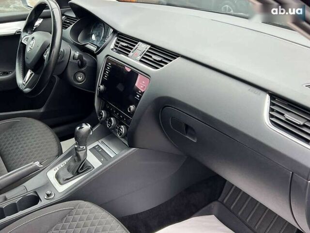 Шкода Октавія, об'ємом двигуна 2 л та пробігом 247 тис. км за 14900 $, фото 14 на Automoto.ua