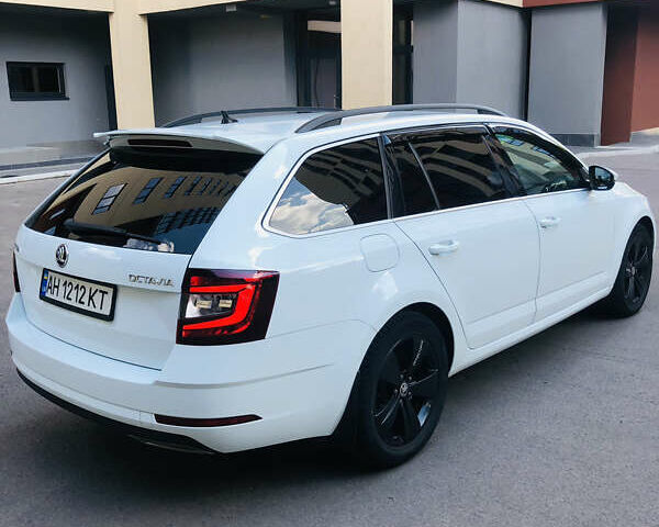 Шкода Октавия, объемом двигателя 2 л и пробегом 250 тыс. км за 14800 $, фото 1 на Automoto.ua