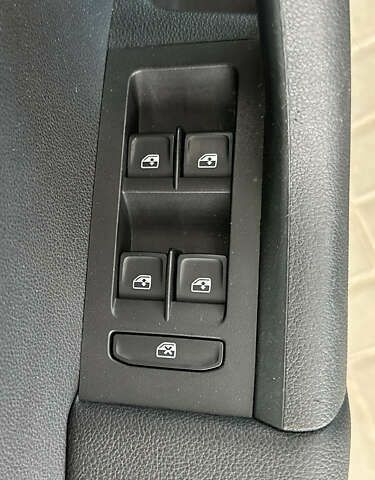 Шкода Октавия, объемом двигателя 1.6 л и пробегом 199 тыс. км за 14950 $, фото 12 на Automoto.ua