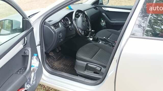 Шкода Октавія, об'ємом двигуна 1.6 л та пробігом 186 тис. км за 17600 $, фото 6 на Automoto.ua
