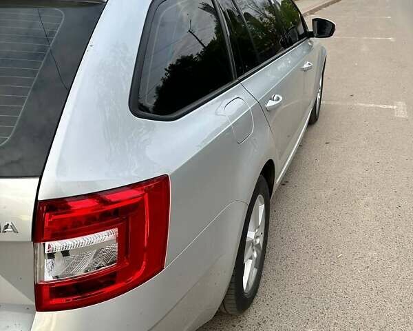Шкода Октавія, об'ємом двигуна 1.6 л та пробігом 241 тис. км за 12900 $, фото 8 на Automoto.ua