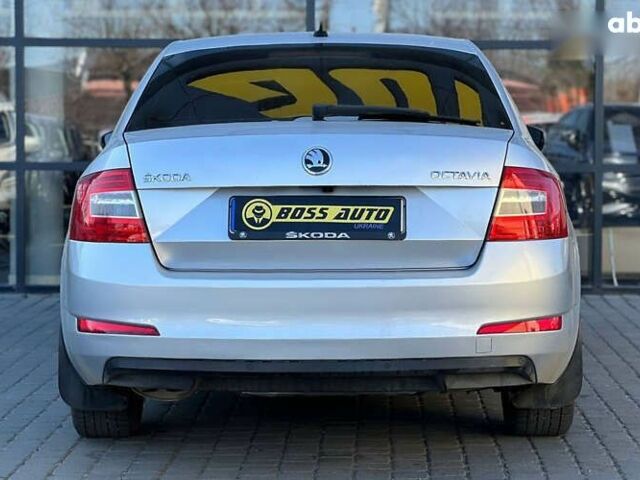 Шкода Октавия, объемом двигателя 2 л и пробегом 264 тыс. км за 12800 $, фото 4 на Automoto.ua
