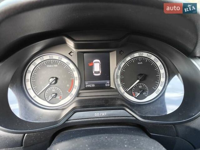 Шкода Октавия, объемом двигателя 1.6 л и пробегом 244 тыс. км за 12200 $, фото 1 на Automoto.ua