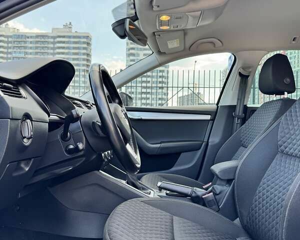 Шкода Октавия, объемом двигателя 1.6 л и пробегом 245 тыс. км за 13500 $, фото 7 на Automoto.ua
