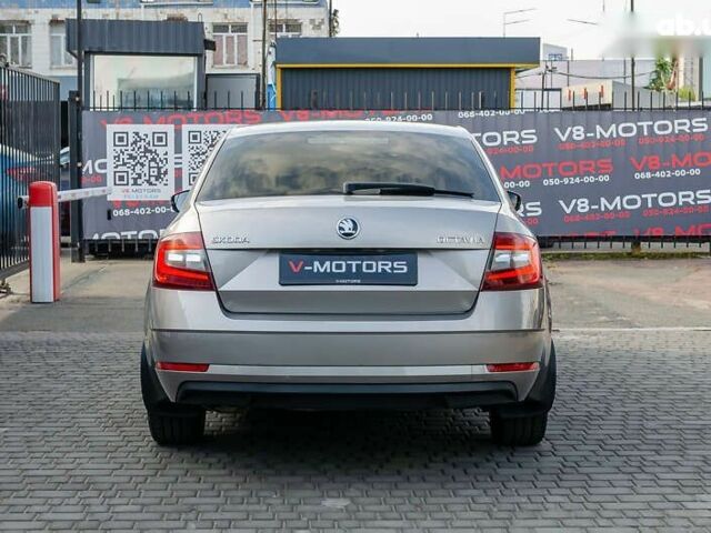 Шкода Октавия, объемом двигателя 2 л и пробегом 350 тыс. км за 13500 $, фото 9 на Automoto.ua