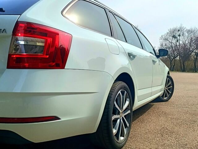 Шкода Октавія, об'ємом двигуна 2 л та пробігом 246 тис. км за 14500 $, фото 2 на Automoto.ua
