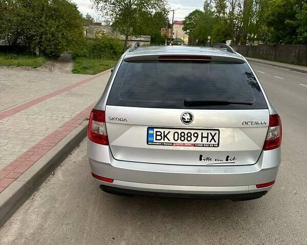 Шкода Октавія, об'ємом двигуна 1.6 л та пробігом 241 тис. км за 12900 $, фото 11 на Automoto.ua