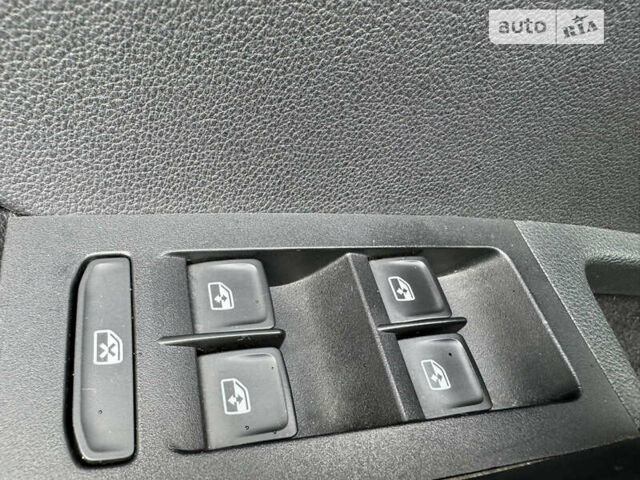 Шкода Октавія, об'ємом двигуна 2 л та пробігом 232 тис. км за 14350 $, фото 45 на Automoto.ua