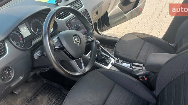 Шкода Октавия, объемом двигателя 1.6 л и пробегом 206 тыс. км за 12727 $, фото 4 на Automoto.ua
