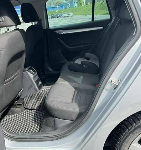 Шкода Октавия, объемом двигателя 1.6 л и пробегом 217 тыс. км за 13800 $, фото 5 на Automoto.ua