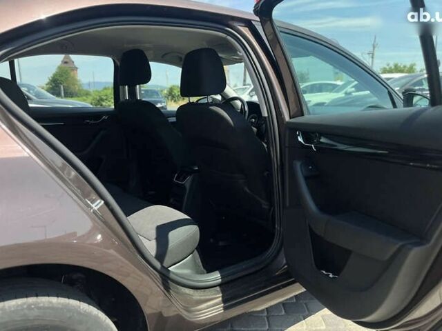 Шкода Октавія, об'ємом двигуна 1.6 л та пробігом 317 тис. км за 12800 $, фото 11 на Automoto.ua