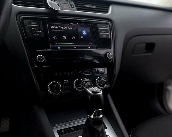 Шкода Октавия, объемом двигателя 1.6 л и пробегом 280 тыс. км за 11499 $, фото 8 на Automoto.ua