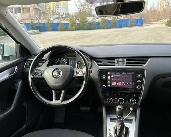Шкода Октавия, объемом двигателя 1.6 л и пробегом 202 тыс. км за 14399 $, фото 4 на Automoto.ua