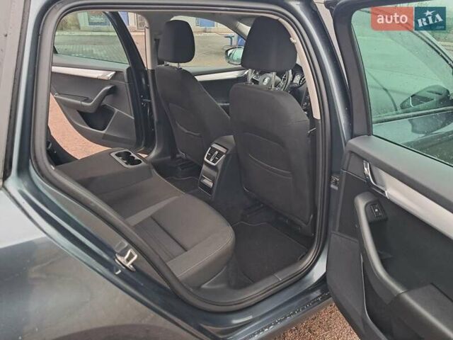 Шкода Октавия, объемом двигателя 1.6 л и пробегом 200 тыс. км за 13500 $, фото 22 на Automoto.ua