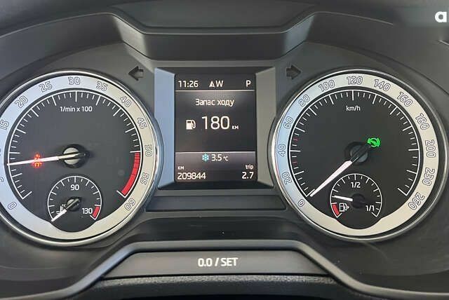 Шкода Октавия, объемом двигателя 1.6 л и пробегом 209 тыс. км за 15950 $, фото 8 на Automoto.ua