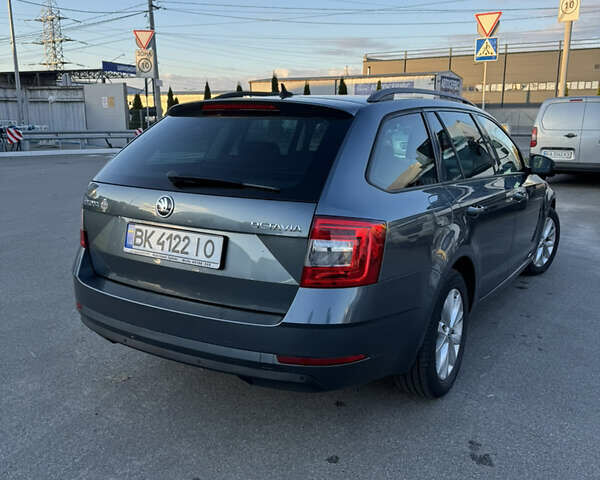 Шкода Октавія, об'ємом двигуна 1.6 л та пробігом 228 тис. км за 14700 $, фото 4 на Automoto.ua