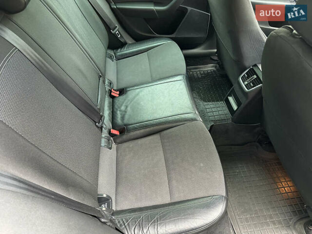 Шкода Октавия, объемом двигателя 1.6 л и пробегом 240 тыс. км за 10500 $, фото 10 на Automoto.ua