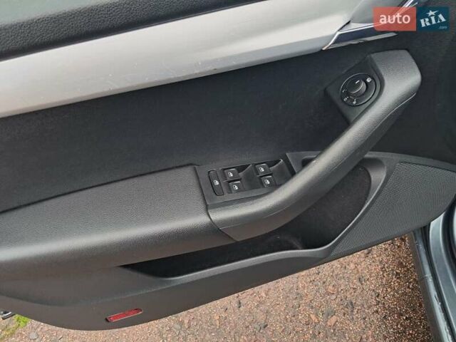 Шкода Октавия, объемом двигателя 1.6 л и пробегом 200 тыс. км за 13500 $, фото 12 на Automoto.ua