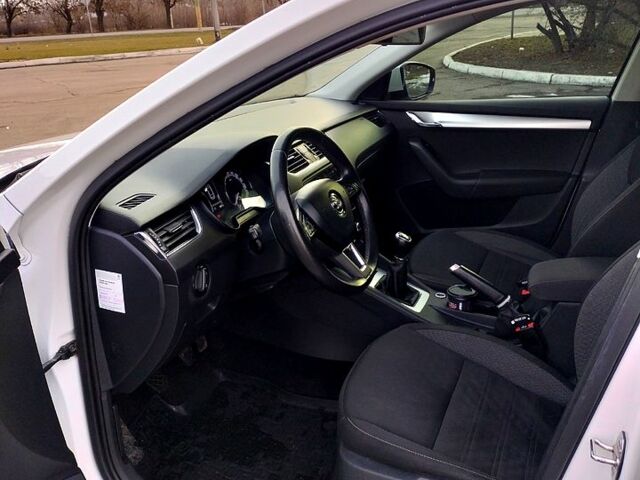 Шкода Октавія, об'ємом двигуна 1.4 л та пробігом 250 тис. км за 12500 $, фото 5 на Automoto.ua