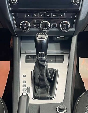 Шкода Октавия, объемом двигателя 1.6 л и пробегом 209 тыс. км за 15950 $, фото 19 на Automoto.ua