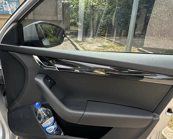 Шкода Октавия, объемом двигателя 2 л и пробегом 148 тыс. км за 18000 $, фото 31 на Automoto.ua