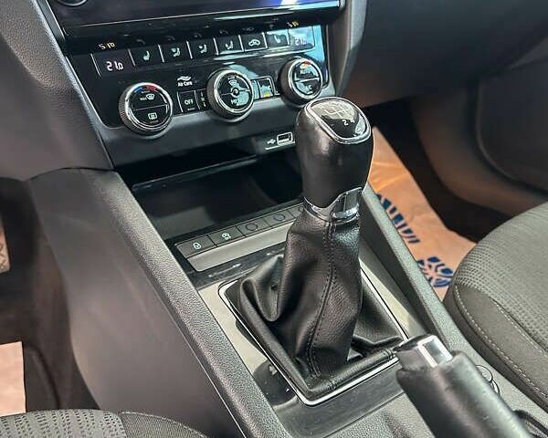 Шкода Октавія, об'ємом двигуна 1.6 л та пробігом 224 тис. км за 14450 $, фото 22 на Automoto.ua