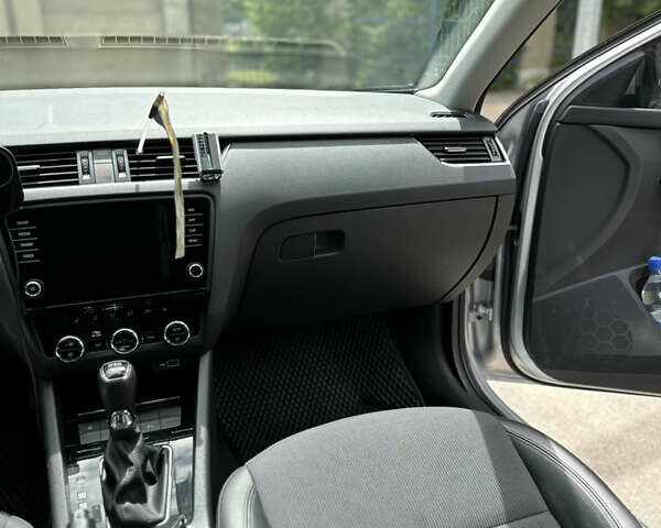 Шкода Октавия, объемом двигателя 2 л и пробегом 148 тыс. км за 18000 $, фото 40 на Automoto.ua