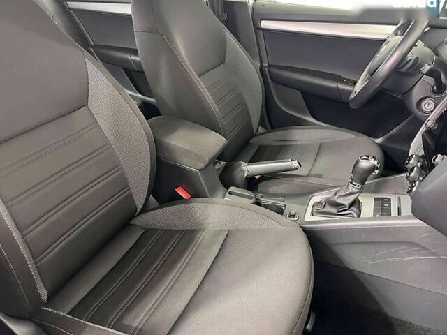 Шкода Октавія, об'ємом двигуна 2 л та пробігом 188 тис. км за 17750 $, фото 16 на Automoto.ua