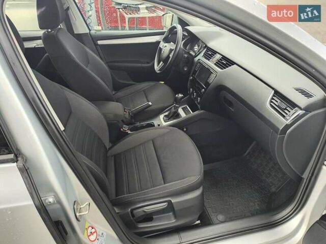 Шкода Октавія, об'ємом двигуна 1.5 л та пробігом 231 тис. км за 12000 $, фото 20 на Automoto.ua