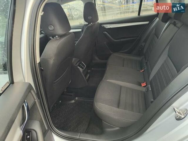 Шкода Октавія, об'ємом двигуна 1.5 л та пробігом 231 тис. км за 12000 $, фото 21 на Automoto.ua