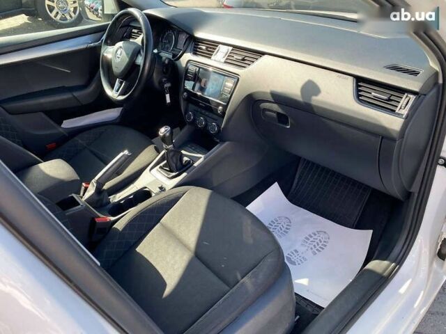 Шкода Октавия, объемом двигателя 1.6 л и пробегом 280 тыс. км за 12970 $, фото 9 на Automoto.ua