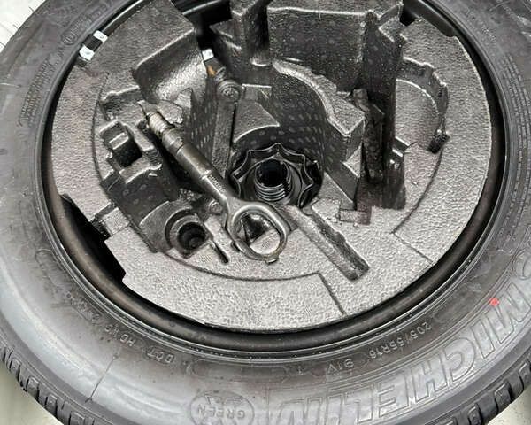 Шкода Октавія, об'ємом двигуна 1.6 л та пробігом 64 тис. км за 15400 $, фото 9 на Automoto.ua