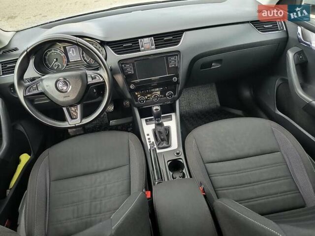 Шкода Октавія, об'ємом двигуна 1.5 л та пробігом 231 тис. км за 12000 $, фото 16 на Automoto.ua