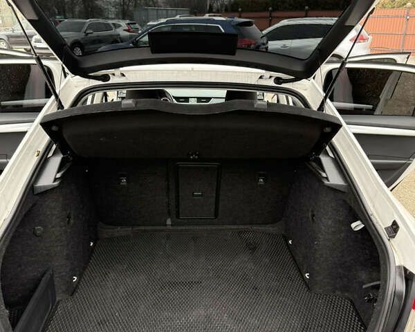 Шкода Октавія, об'ємом двигуна 1.6 л та пробігом 64 тис. км за 15400 $, фото 8 на Automoto.ua