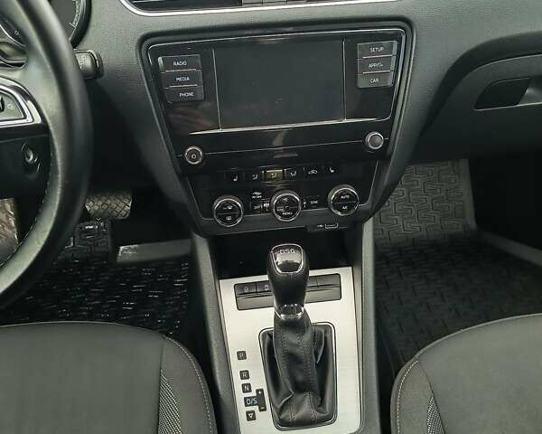 Шкода Октавія, об'ємом двигуна 1.5 л та пробігом 231 тис. км за 12000 $, фото 19 на Automoto.ua