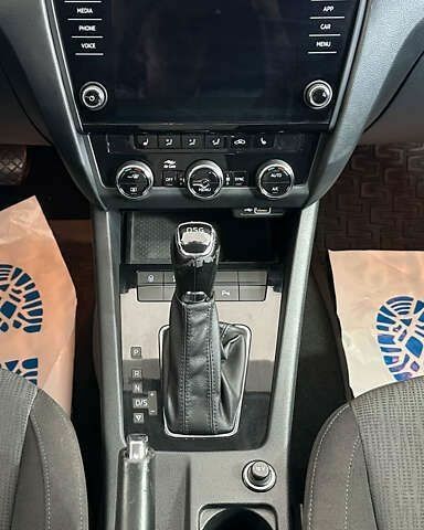 Шкода Октавия, объемом двигателя 2 л и пробегом 215 тыс. км за 16750 $, фото 17 на Automoto.ua