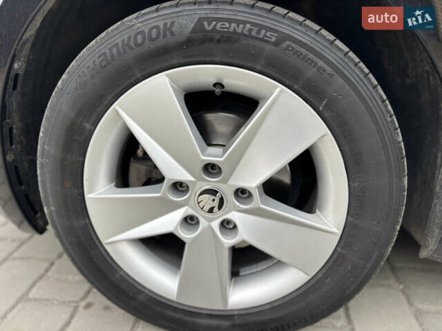 Шкода Октавия 2019 в Рожище на Automoto.ua Шкода Октавия, объемом двигателя 1.6 л и пробегом 256 тыс. км за 12450 $, фото 29 на Automoto.ua