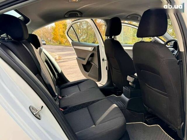 Шкода Октавія, об'ємом двигуна 1.6 л та пробігом 62 тис. км за 14500 $, фото 17 на Automoto.ua