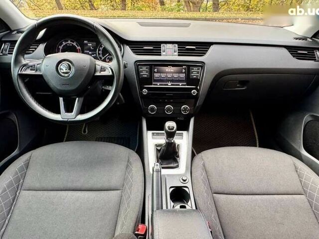Шкода Октавія, об'ємом двигуна 1.6 л та пробігом 62 тис. км за 14500 $, фото 22 на Automoto.ua
