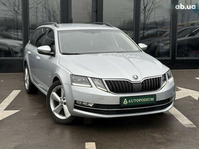 Шкода Октавия, объемом двигателя 2 л и пробегом 233 тыс. км за 18800 $, фото 1 на Automoto.ua