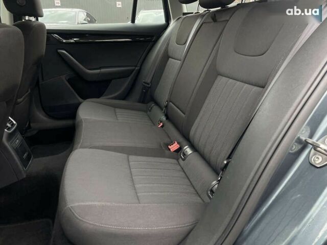 Шкода Октавія, об'ємом двигуна 2 л та пробігом 204 тис. км за 17999 $, фото 26 на Automoto.ua