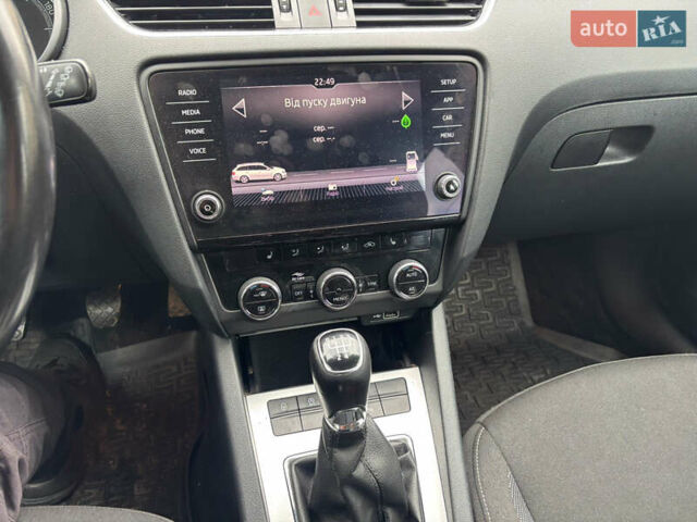 Шкода Октавия 2019 в Рожище на Automoto.ua Шкода Октавия, объемом двигателя 1.6 л и пробегом 256 тыс. км за 12450 $, фото 21 на Automoto.ua