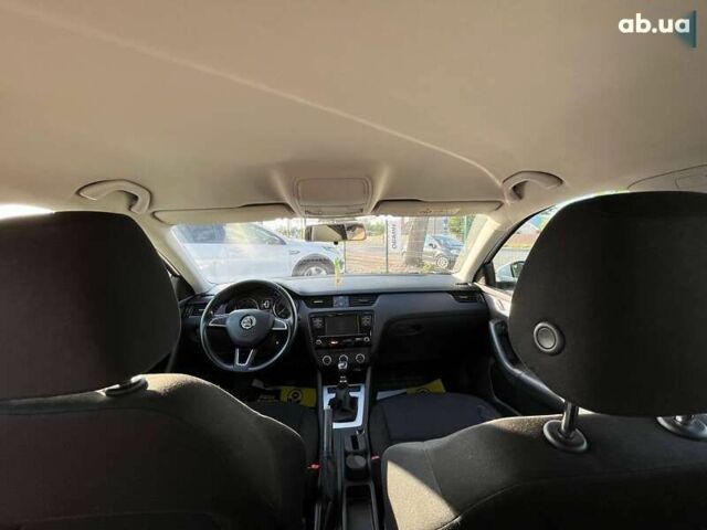 Шкода Октавия, объемом двигателя 1.6 л и пробегом 140 тыс. км за 15800 $, фото 13 на Automoto.ua
