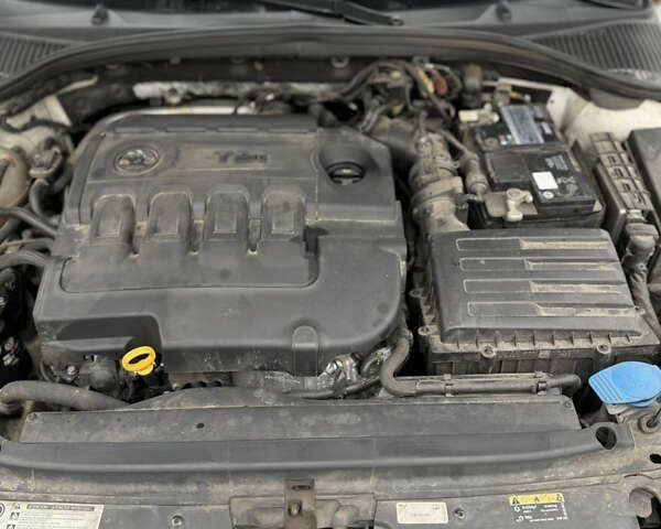 Шкода Октавія, об'ємом двигуна 1.6 л та пробігом 64 тис. км за 15400 $, фото 19 на Automoto.ua