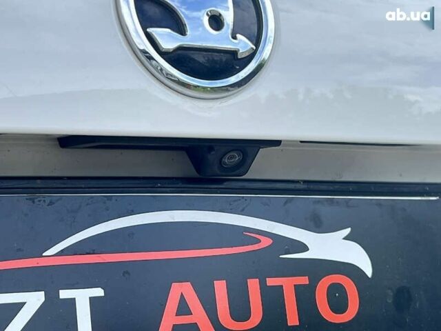 Шкода Октавія, об'ємом двигуна 2 л та пробігом 175 тис. км за 18802 $, фото 16 на Automoto.ua