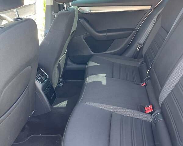 Шкода Октавия, объемом двигателя 1.97 л и пробегом 228 тыс. км за 16500 $, фото 10 на Automoto.ua