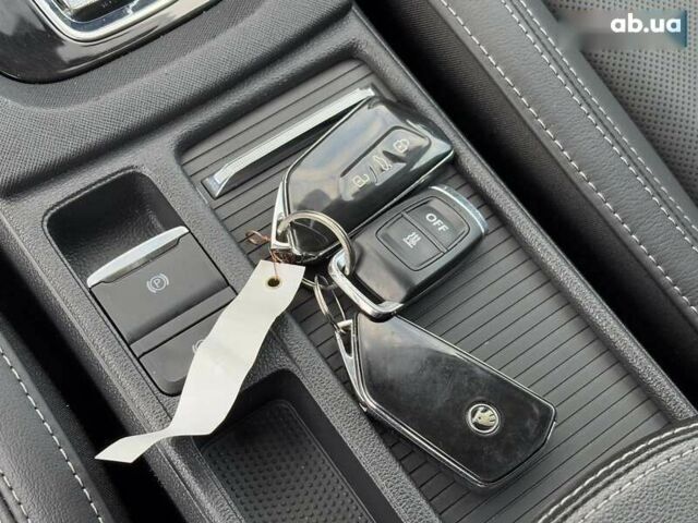 Шкода Октавия, объемом двигателя 2 л и пробегом 159 тыс. км за 23999 $, фото 28 на Automoto.ua